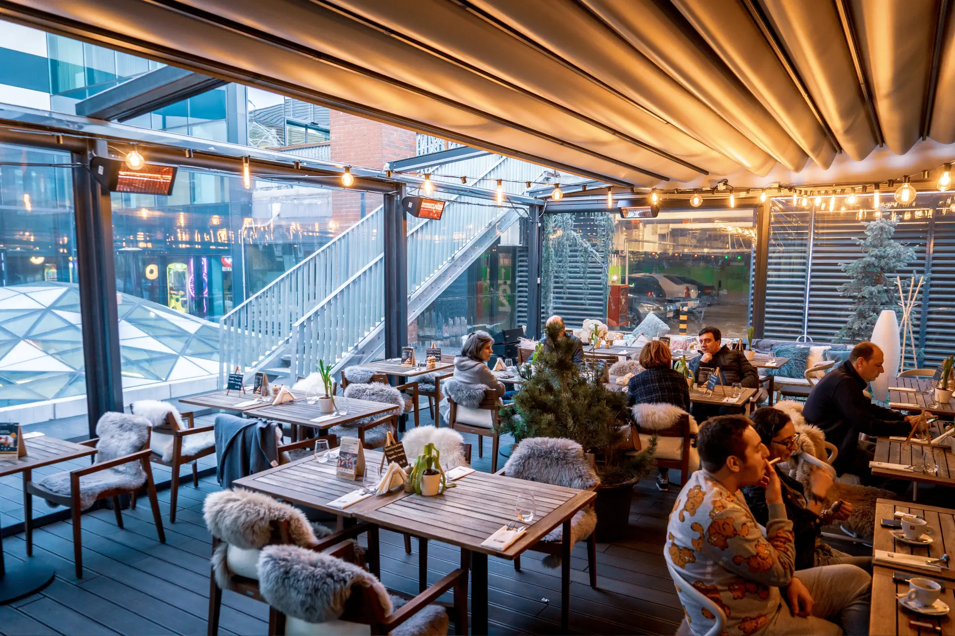 incalzitor terasa electric negru